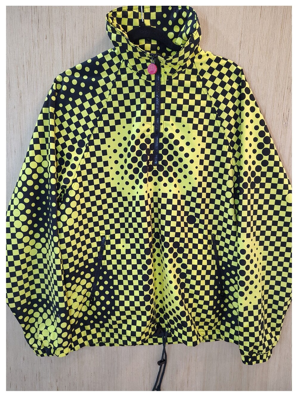 Mistral Vintage Y2K Windbreaker Jacket — Neon Yellow & Black — Fits M/L